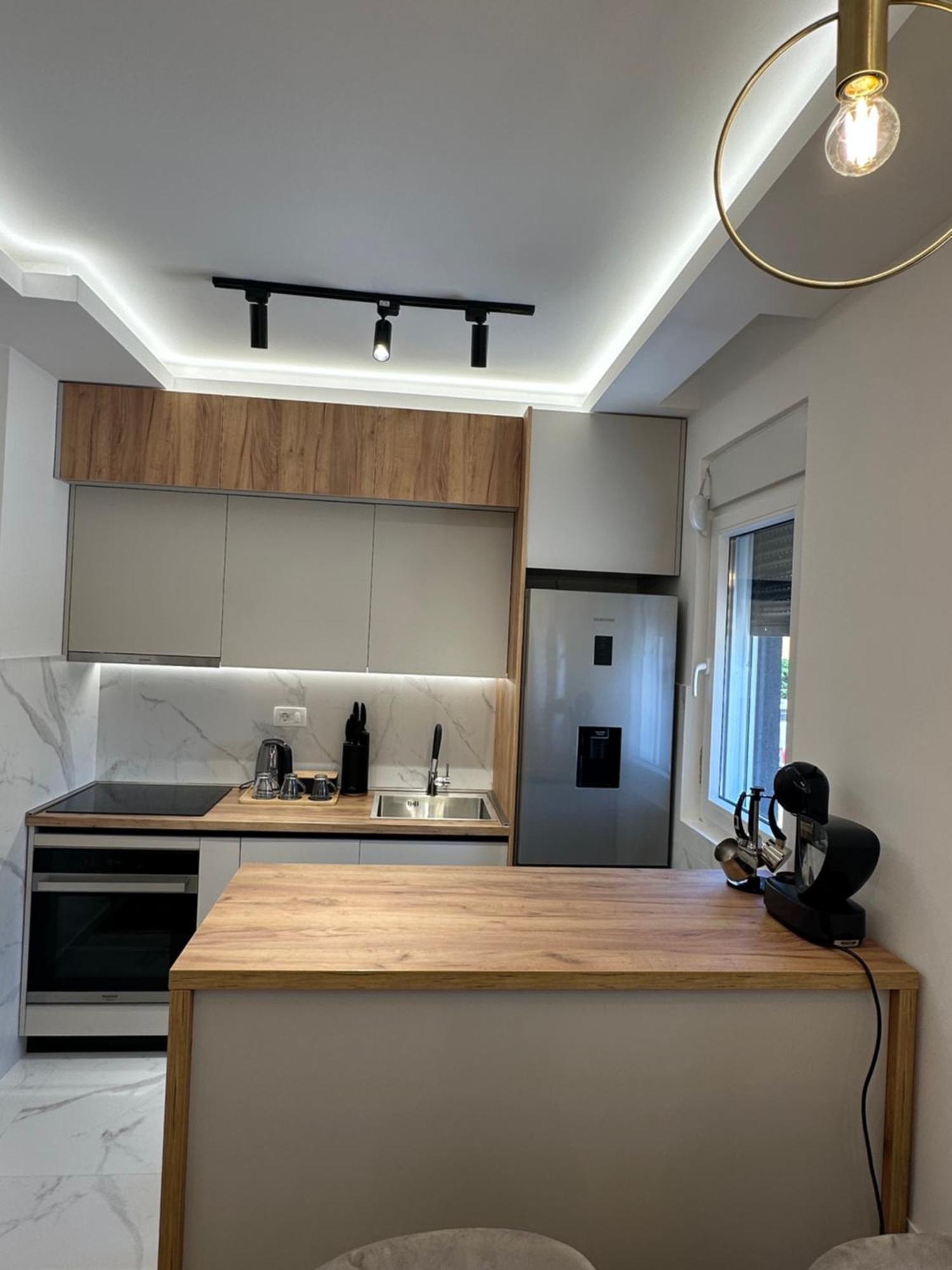 Luxury Apartments D&B Podgorica Exteriör bild